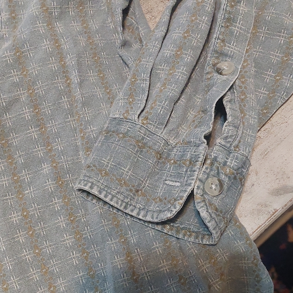 Woolrich Light Green Patterned Button-Down Shirt - image 4